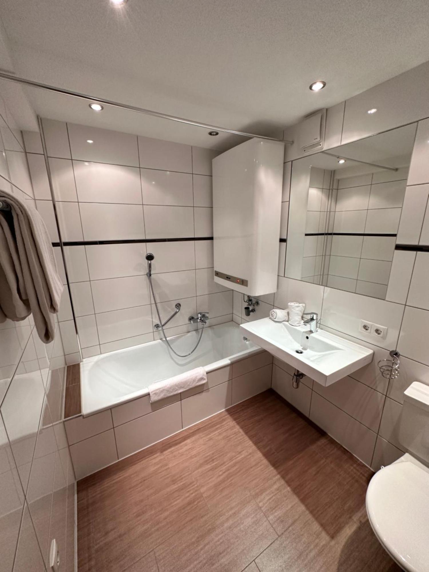 Zentrum Appartements Lorenzin Gaschurn Luaran gambar