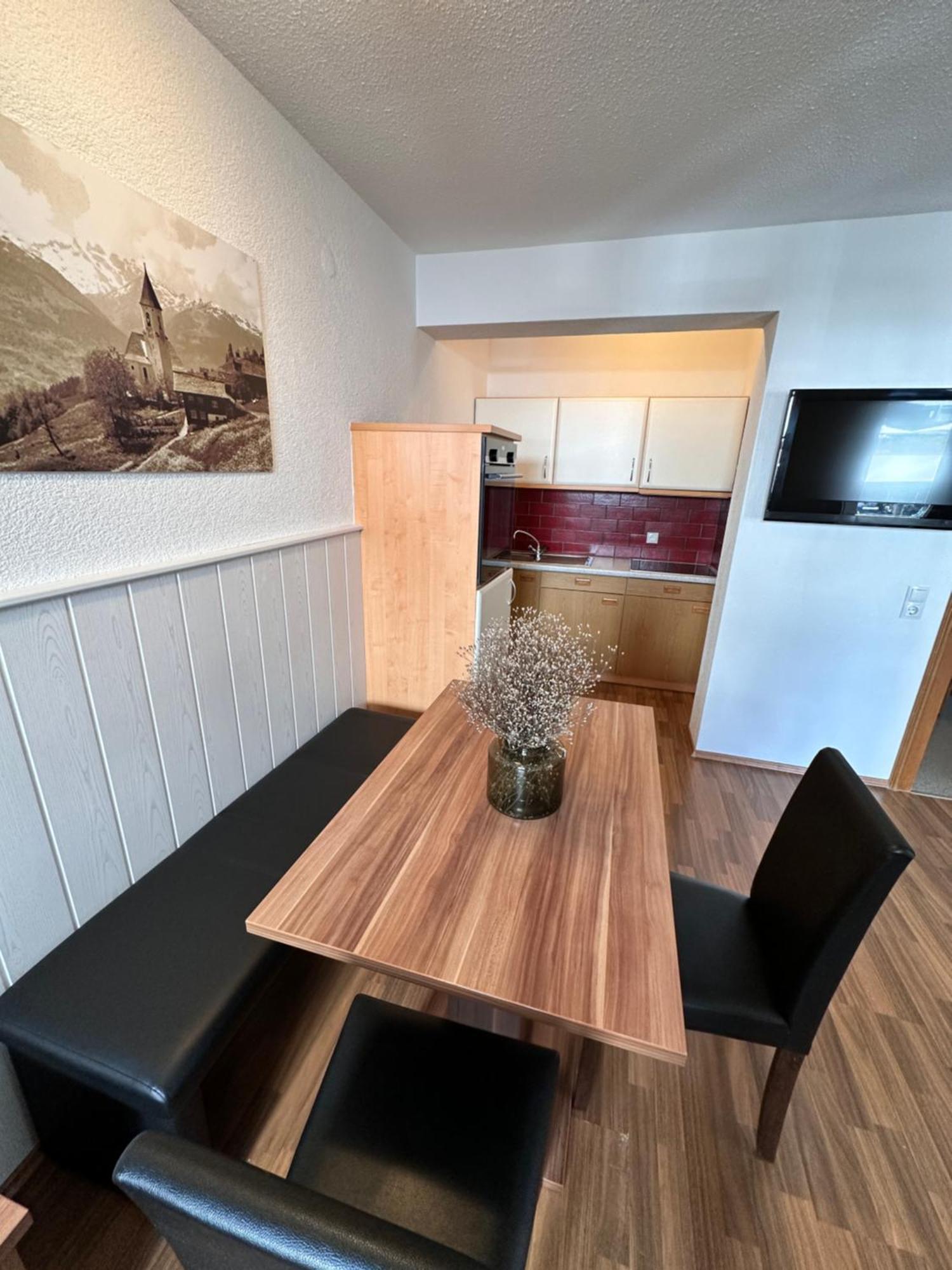 Zentrum Appartements Lorenzin Gaschurn Luaran gambar